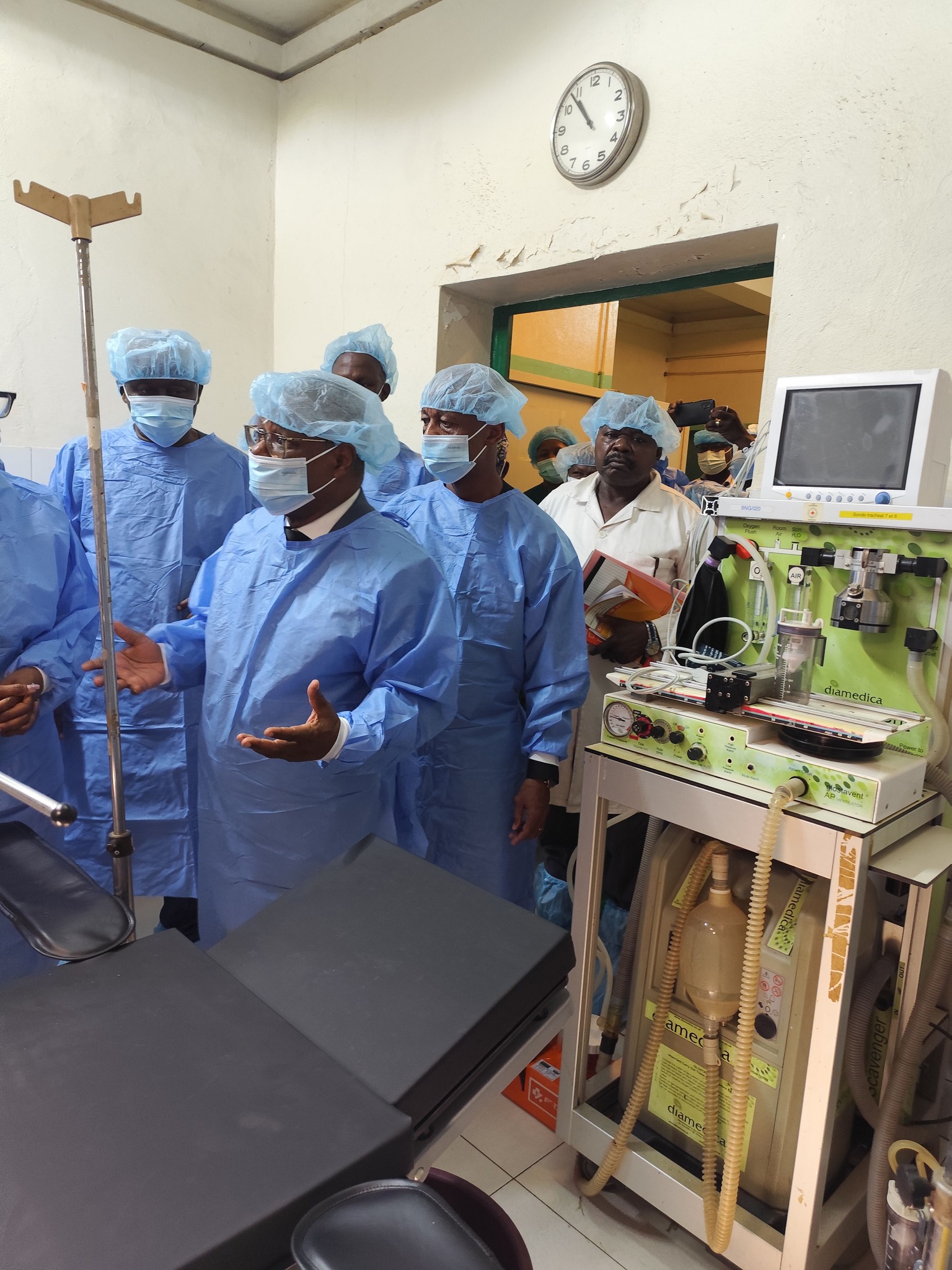 𝗥𝗲́𝗼𝘂𝘃𝗲𝗿𝘁𝘂𝗿𝗲 𝗱𝘂 𝗯𝗹𝗼𝗰 𝗼𝗽𝗲́𝗿𝗮𝘁𝗼𝗶𝗿𝗲 𝗱𝘂 𝗖𝗛𝗨_𝗖𝗼𝗺𝗺𝘂𝗻𝗮𝘂𝘁𝗮𝗶𝗿𝗲